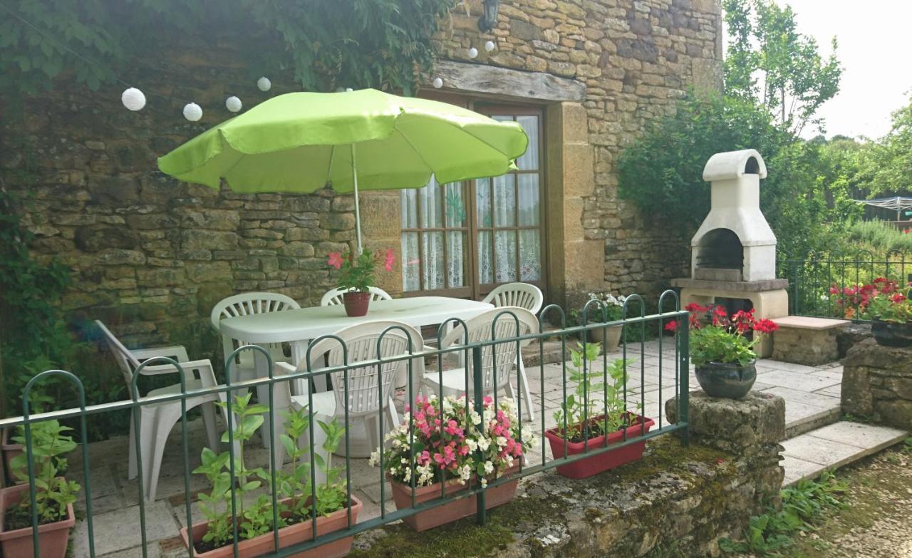 La Libellule And Le Papillon Gites At Les Leroux, Near Frayssinet-le-Gélat Exterior foto